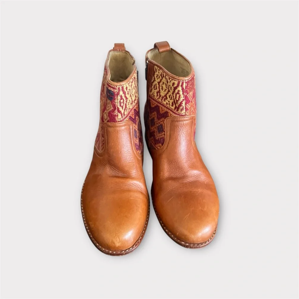 Teysha Handcrafted Artisan Ankle Boots Women Size 10